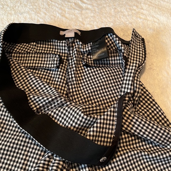H&M Black and White Checkered Straight Leg Pants - Picture 5 of 7